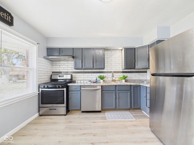 916 Alhambra Drive, Anderson, IN 46012