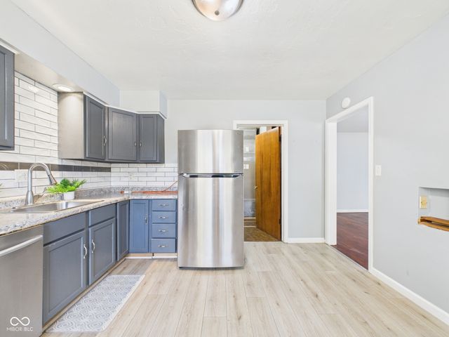 916 Alhambra Drive, Anderson, IN 46012