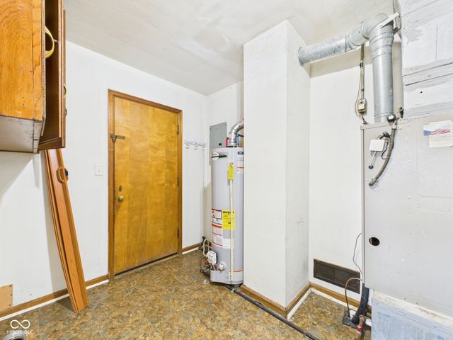 916 Alhambra Drive, Anderson, IN 46012