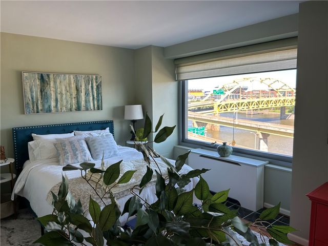 320 Fort Duquesne Blvd 7G, Downtown Pgh, PA 15222
