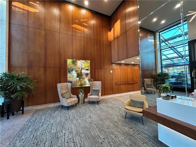 320 Fort Duquesne Blvd 7G, Downtown Pgh, PA 15222