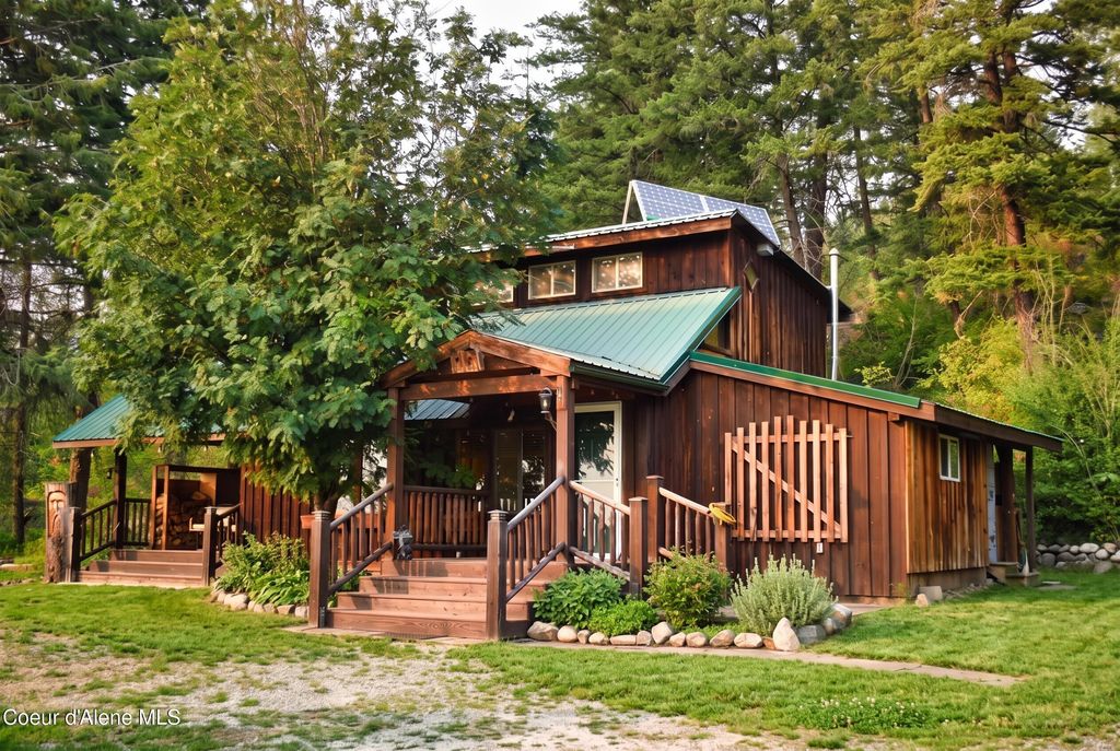 223 Birdpoint RD, Bonners Ferry, ID 83805 photo 1