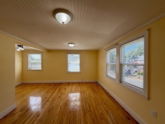19 Ridgeview Ave 2, Boston, MA 02126