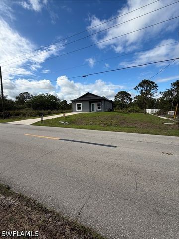 404 W 17th ST, Lehigh Acres, FL 33972