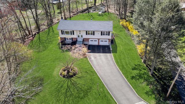 76 Colonel Enoch Drive, Carmel, NY 10512