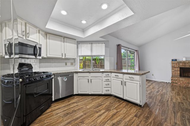 5311 Summit Lodge Dr, Katy, TX 77449