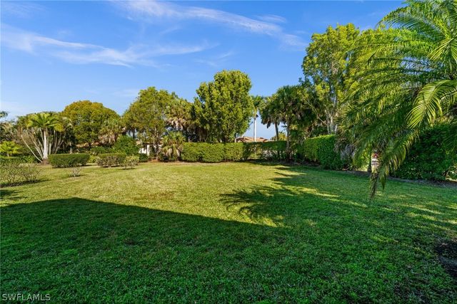 9481 Tranquil CT, Bonita Springs, FL 34135