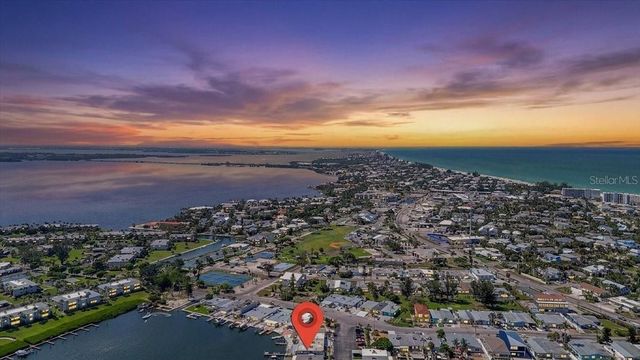 17 SEASIDE COURT, Holmes Beach, FL 34217