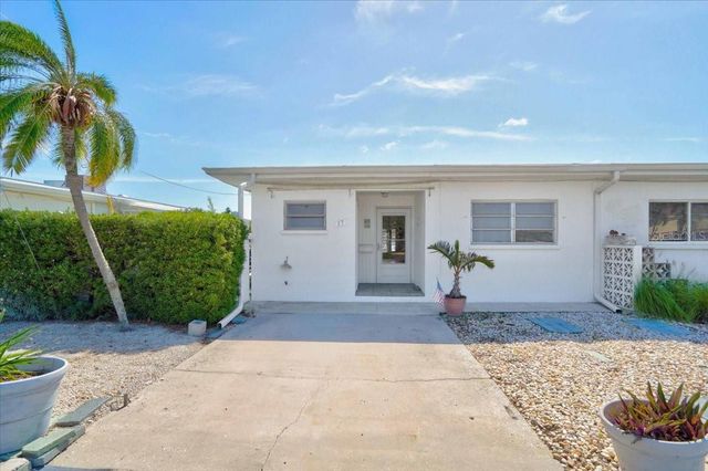 17 SEASIDE COURT, Holmes Beach, FL 34217