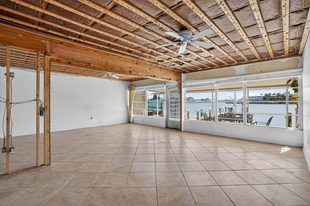 17 SEASIDE COURT, Holmes Beach, FL 34217