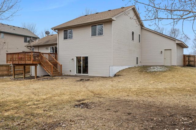 2200 Bridgewater Boulevard S, Cambridge, MN 55008