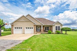 7729 S Airport Road, Dewitt, MI 48820