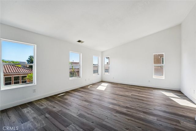 974 Paintbrush Trail, Hemet, CA 92545
