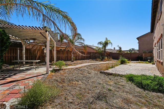 974 Paintbrush Trail, Hemet, CA 92545