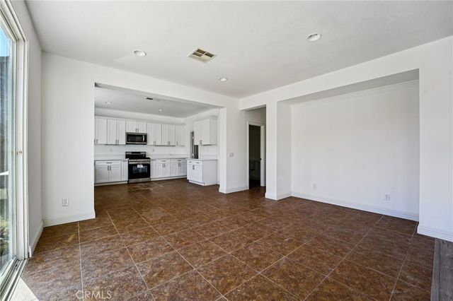 974 Paintbrush Trail, Hemet, CA 92545