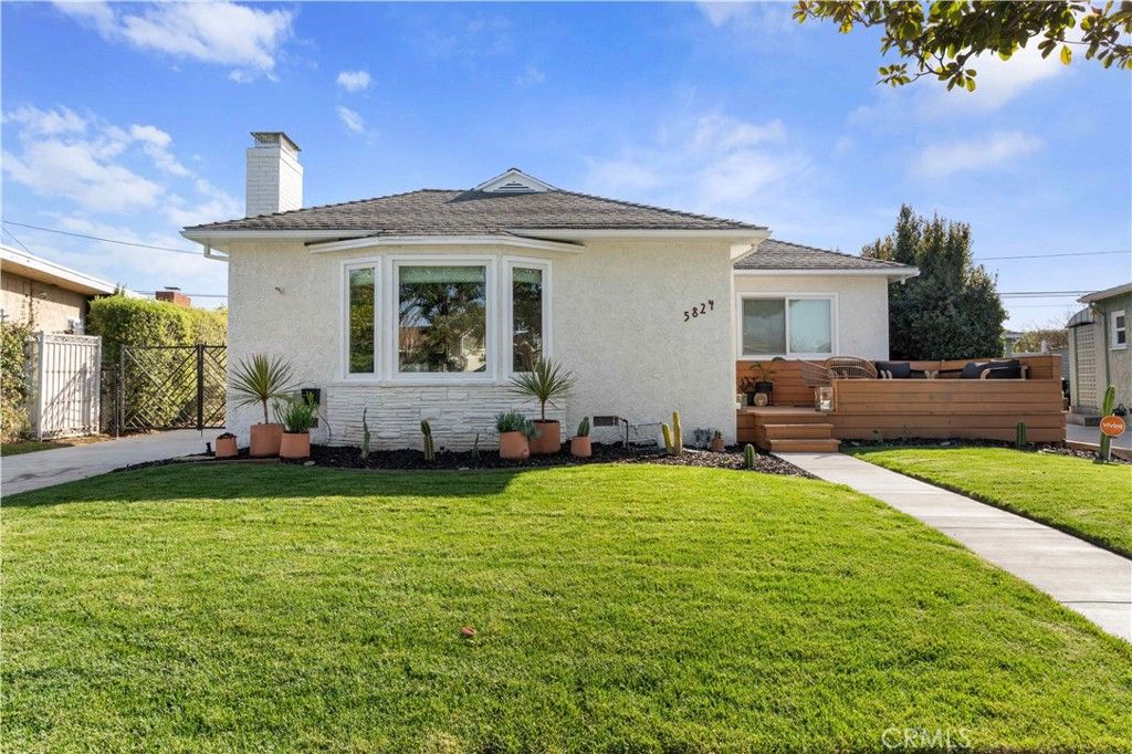Image 2 of property listing at 5824 Compass Drive, Los Angeles, CA 90045