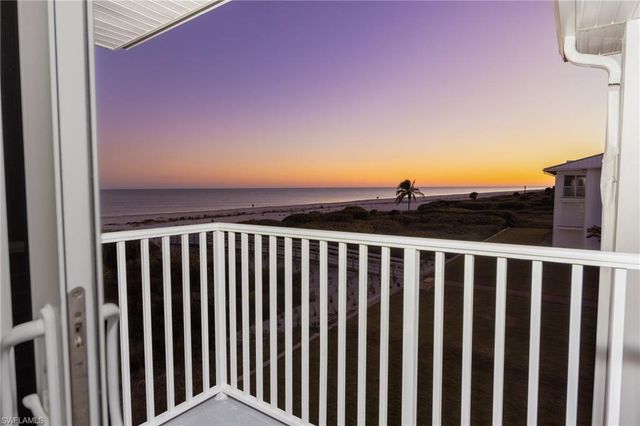 1341 Middle Gulf DR 5C, Sanibel, FL 33957