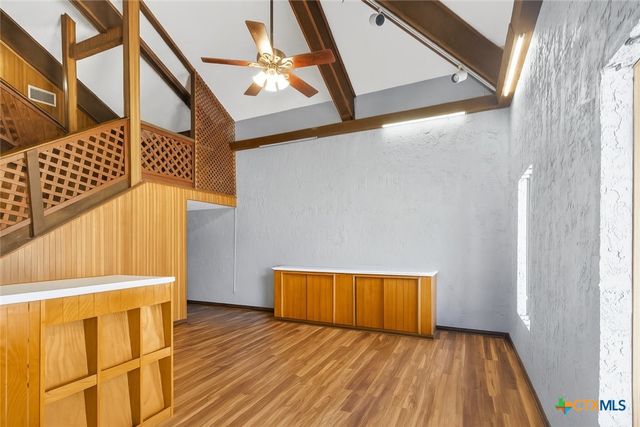 708 E Goodwin Avenue, Victoria, TX 77901