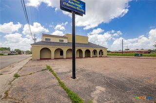 708 E Goodwin Avenue, Victoria, TX 77901