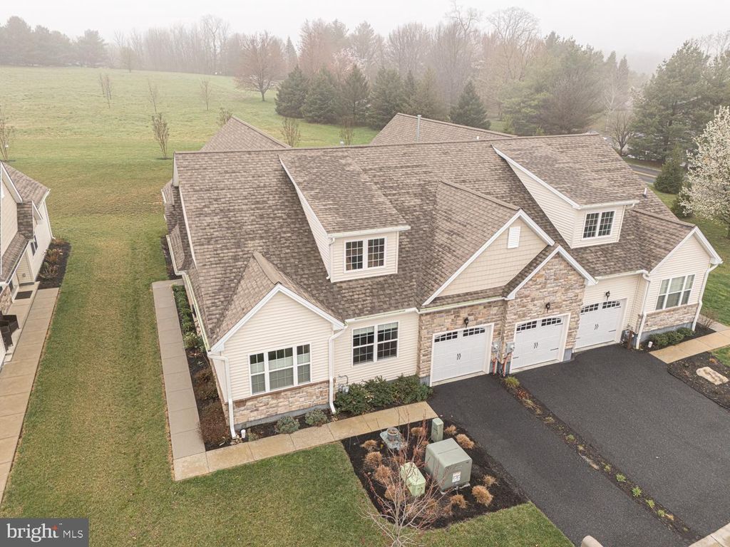 103 ROSE VIEW DR, West Grove, PA 19390