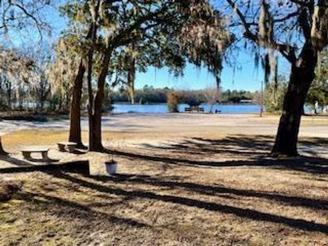 14 Robin Road, Barnwell, SC 29812