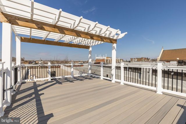 3105 E BALTIMORE ST, Baltimore, MD 21224