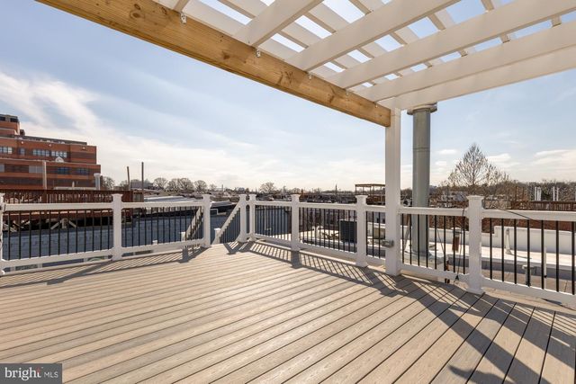 3105 E BALTIMORE ST, Baltimore, MD 21224