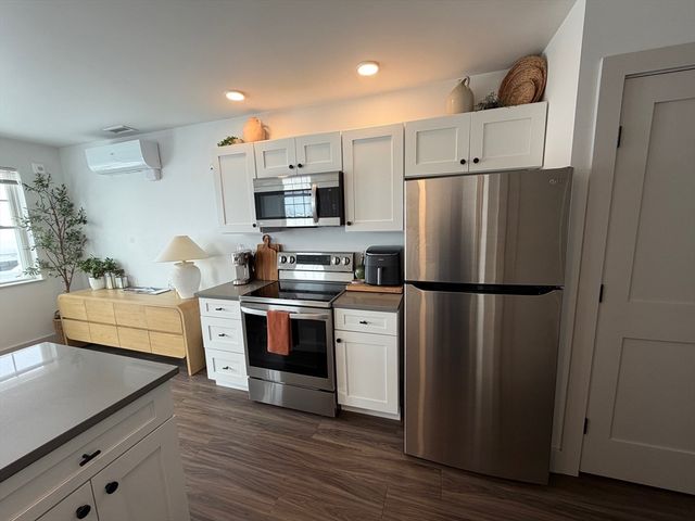 5 W. Dane St 10, Beverly, MA 01915