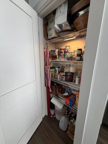 5 W. Dane St 10, Beverly, MA 01915