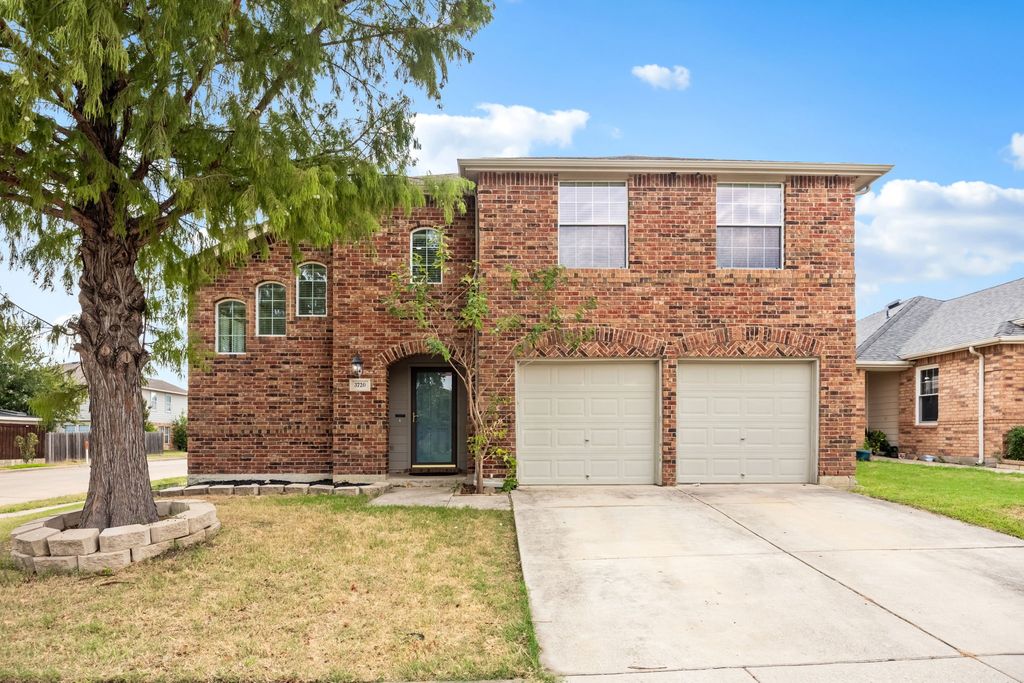 3720 Bandera Ranch Road, Fort Worth, TX 76262 — exterior