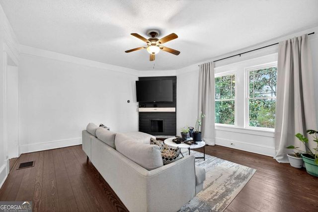 8702 Campbellton Street, Douglasville, GA 30134