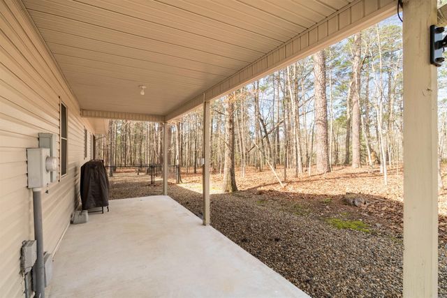 6 Reata Way, Hot Springs Village, AR 71909