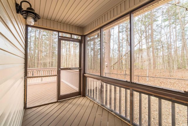 6 Reata Way, Hot Springs Village, AR 71909