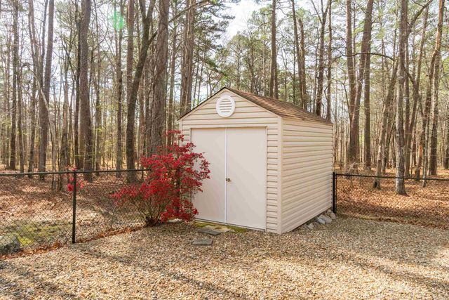 6 Reata Way, Hot Springs Village, AR 71909