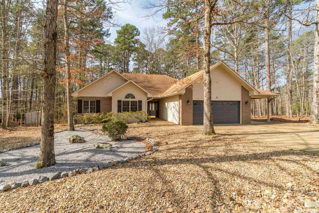 6 Reata Way, Hot Springs Village, AR 71909