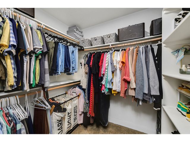 4021 Sw EASTWOOD Ave, Gresham, OR 97080