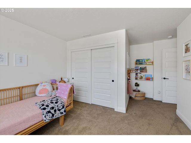 4021 Sw EASTWOOD Ave, Gresham, OR 97080