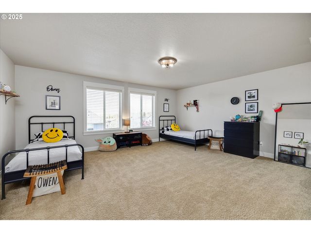 4021 Sw EASTWOOD Ave, Gresham, OR 97080