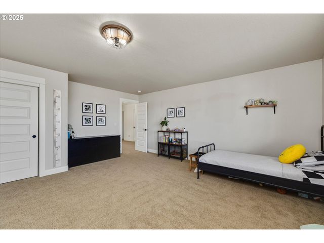 4021 Sw EASTWOOD Ave, Gresham, OR 97080