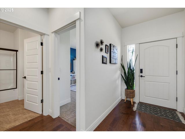 4021 Sw EASTWOOD Ave, Gresham, OR 97080