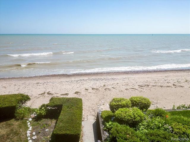 3325 Berry Drive, Burtchville, MI 48059