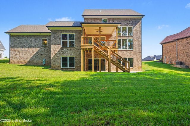 13425 Riggs Lake Ln, Louisville, KY 40299