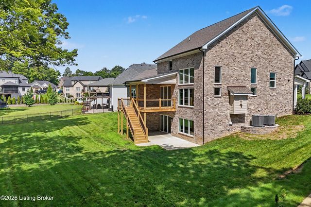 13425 Riggs Lake Ln, Louisville, KY 40299