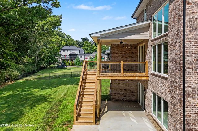13425 Riggs Lake Ln, Louisville, KY 40299