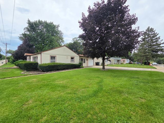 336 E ORCHARD Street, Mundelein, IL 60060