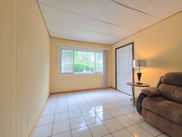336 E ORCHARD Street, Mundelein, IL 60060