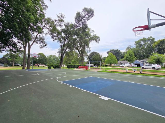 336 E ORCHARD Street, Mundelein, IL 60060