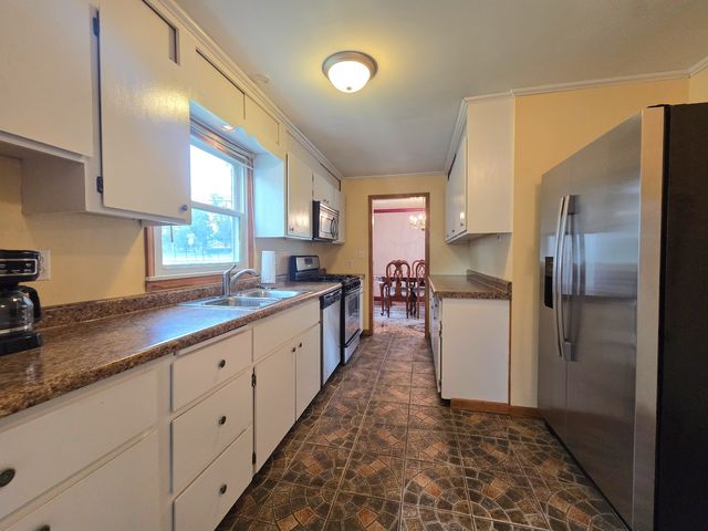 336 E ORCHARD Street, Mundelein, IL 60060