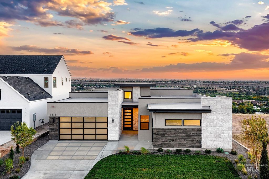 5833 E Prominence Dr, Boise, ID 83716