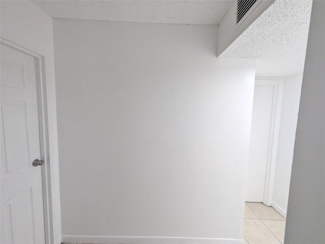 1788 NW 55th Avenue 204, Lauderhill, FL 33313